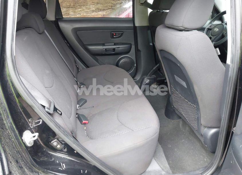 Photo 8 of 2012 Kia Soul (VIN KNDJT2A55C7421547)