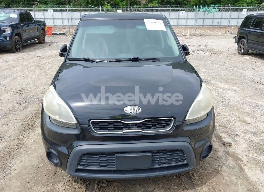 Photo 6 of 2013 Kia Soul (VIN KNDJT2A55D7749195)