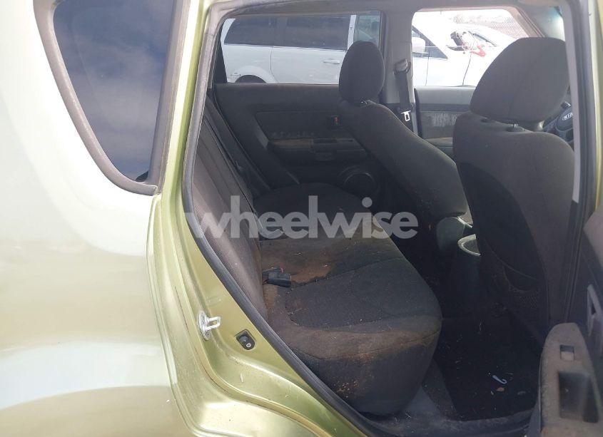 Photo 8 of 2012 Kia Soul (VIN KNDJT2A56C7464410)