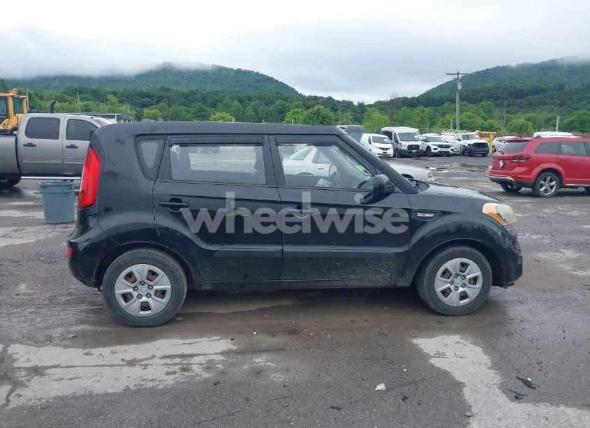 Photo 14 of 2013 Kia Soul (VIN KNDJT2A56D7492533)
