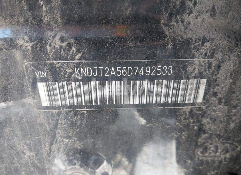 Photo 9 of 2013 Kia Soul (VIN KNDJT2A56D7492533)