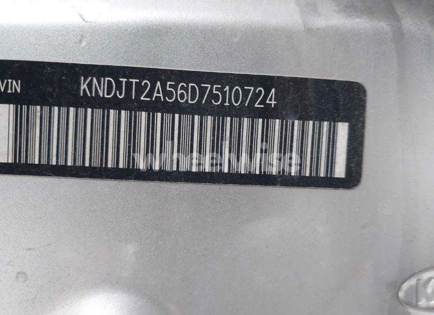 Photo 9 of 2013 Kia Soul (VIN KNDJT2A56D7510724)