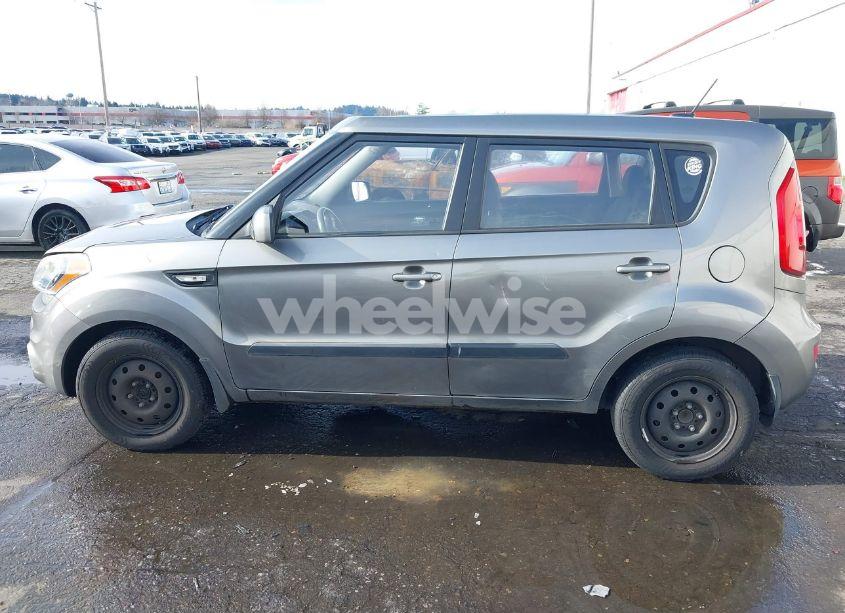 Photo 14 of 2013 Kia Soul (VIN KNDJT2A56D7598450)