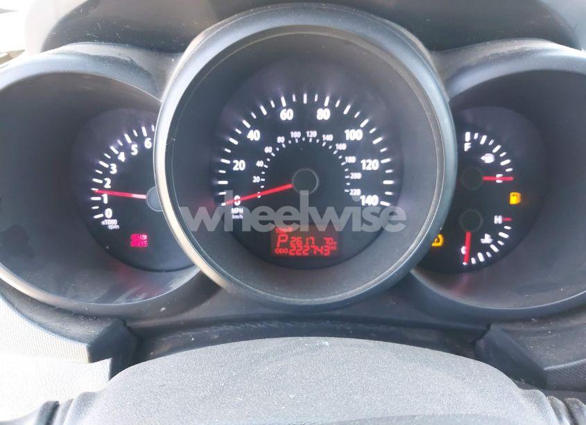 Photo 7 of 2013 Kia Soul (VIN KNDJT2A56D7630278)