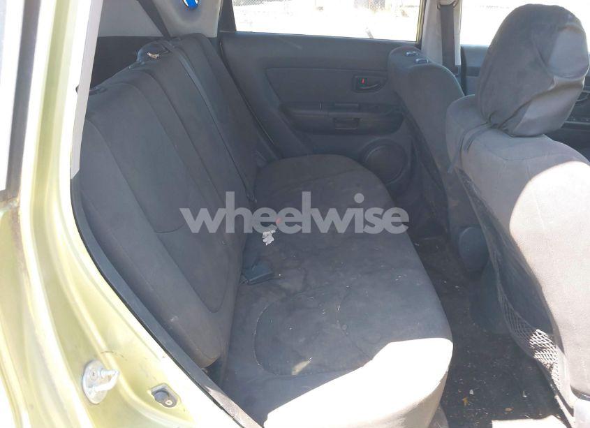 Photo 8 of 2013 Kia Soul (VIN KNDJT2A56D7630278)