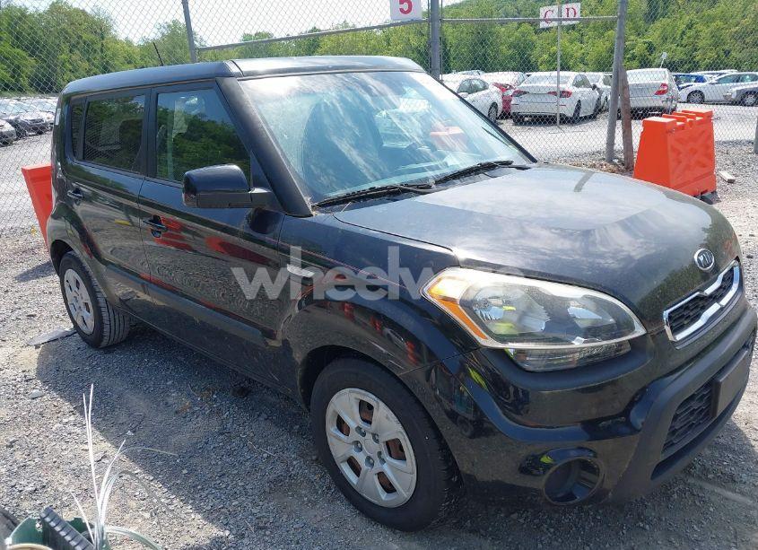 2012 Kia Soul (VIN KNDJT2A57C7419556) main photo