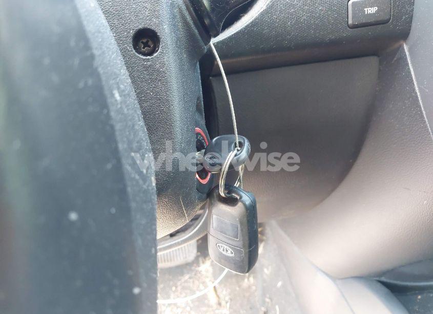 Photo 11 of 2012 Kia Soul (VIN KNDJT2A57C7419556)