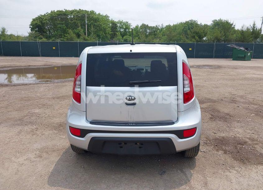 Photo 16 of 2013 Kia Soul (VIN KNDJT2A57D7510795)