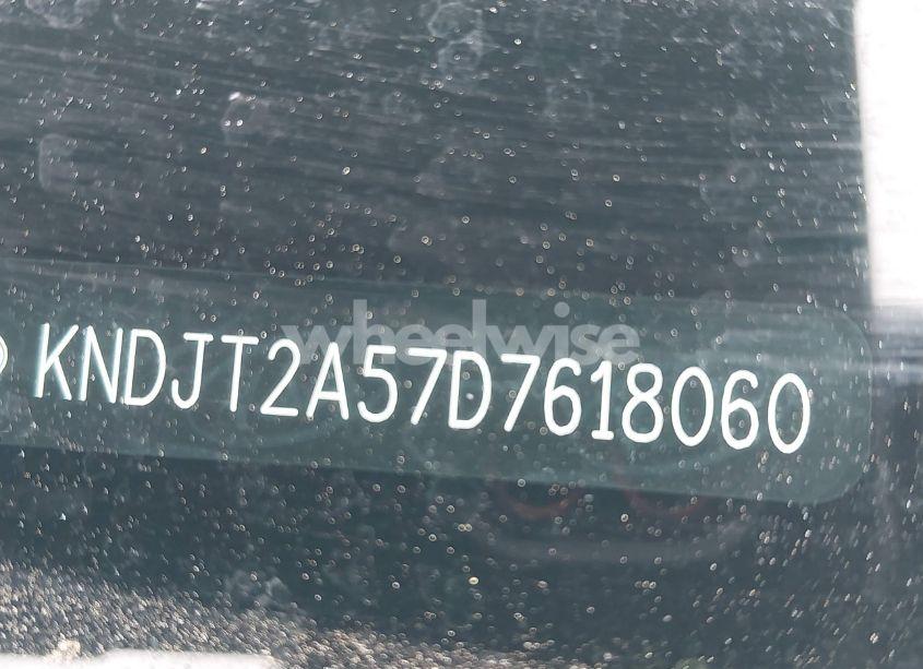 Photo 14 of 2013 Kia Soul (VIN KNDJT2A57D7618060)