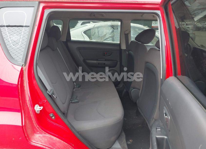 Photo 8 of 2013 Kia Soul (VIN KNDJT2A58D7603289)