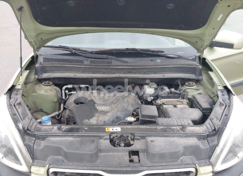 Photo 10 of 2013 Kia Soul (VIN KNDJT2A59D7523032)