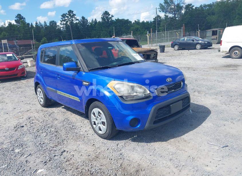 2013 Kia Soul (VIN KNDJT2A59D7534693) main photo