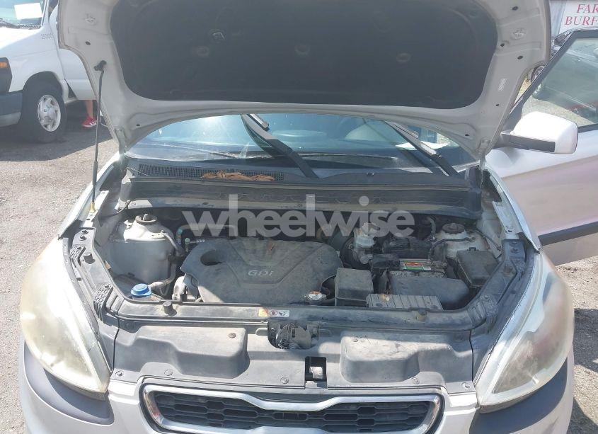 Photo 10 of 2013 Kia Soul (VIN KNDJT2A59D7550747)