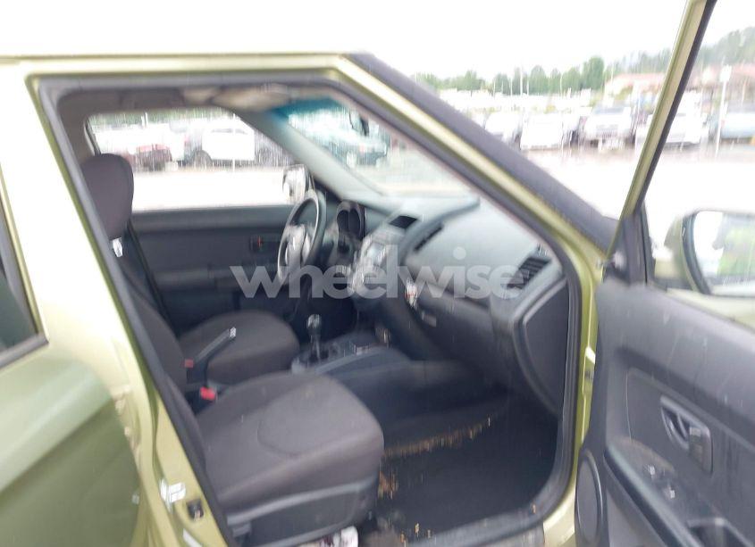 Photo 5 of 2013 Kia Soul ! (VIN KNDJT2A59D7557634)