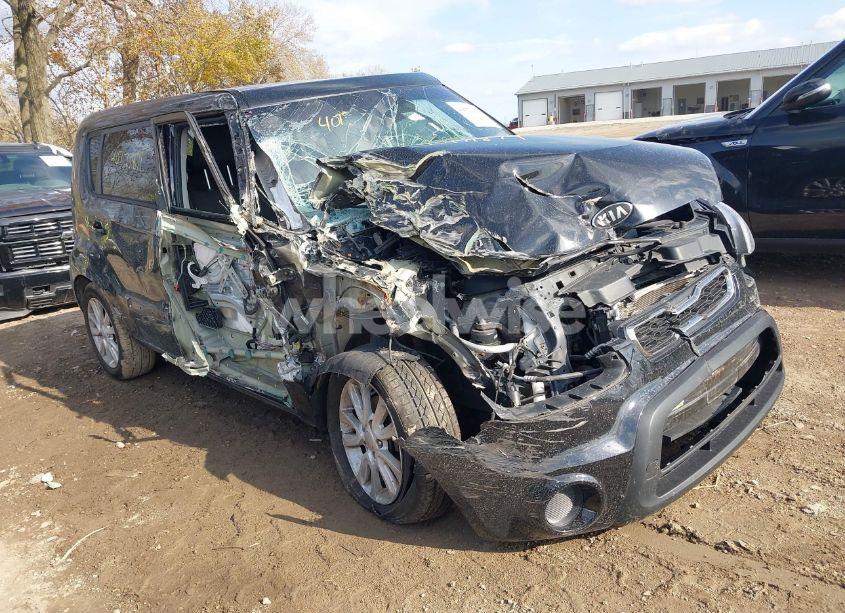 2013 Kia Soul (VIN KNDJT2A59D7605424) main photo
