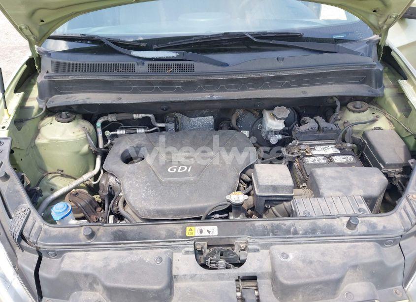 Photo 10 of 2012 Kia Soul (VIN KNDJT2A5XC7404730)
