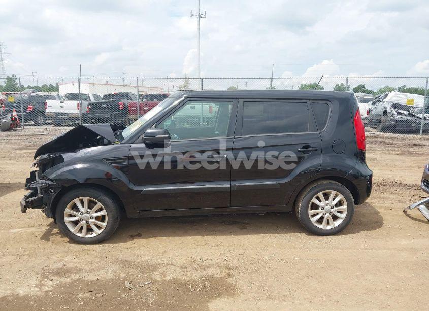 Photo 14 of 2012 Kia Soul + (VIN KNDJT2A60C7363033)