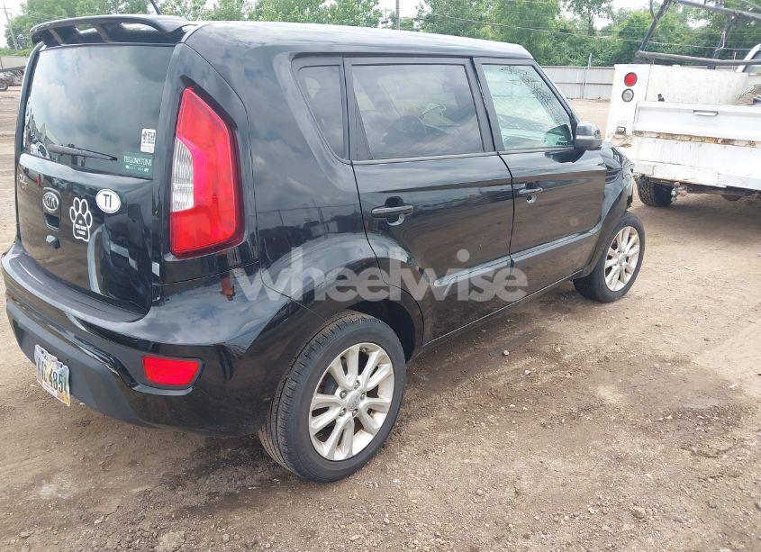 Photo 4 of 2012 Kia Soul + (VIN KNDJT2A60C7363033)