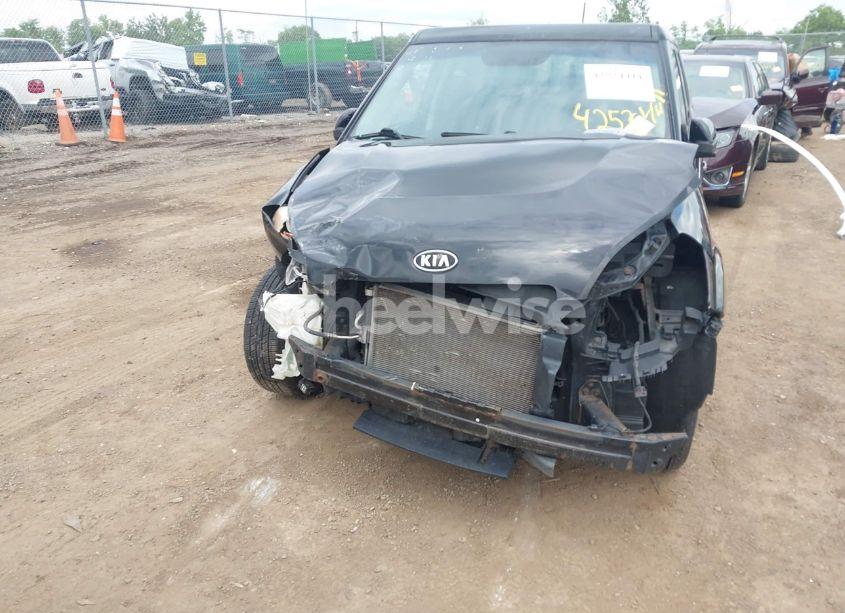 Photo 6 of 2012 Kia Soul + (VIN KNDJT2A60C7363033)