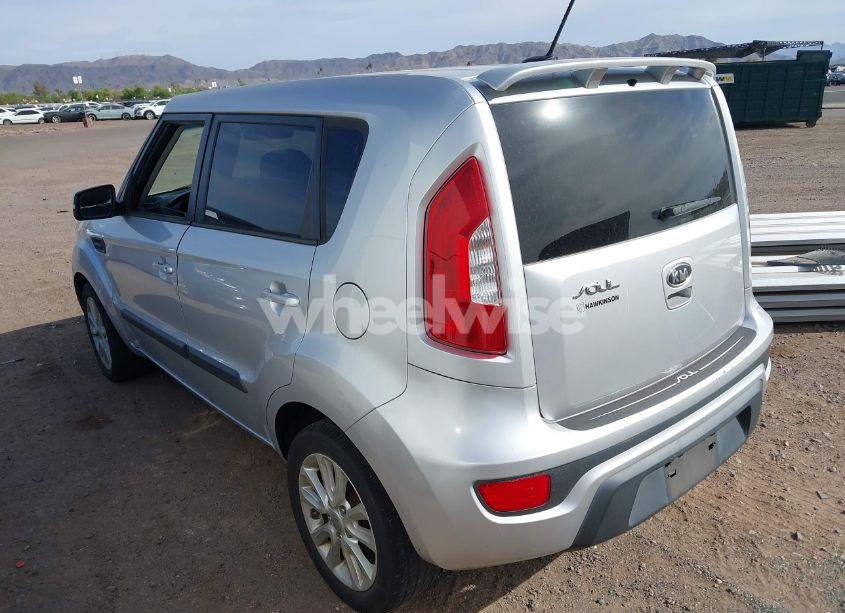 Photo 3 of 2012 Kia Soul + (VIN KNDJT2A60C7379894)