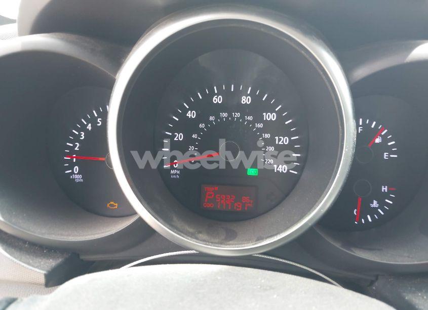 Photo 7 of 2012 Kia Soul + (VIN KNDJT2A60C7380866)