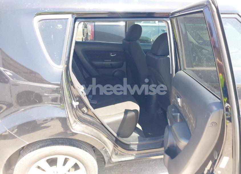 Photo 8 of 2013 Kia Soul + (VIN KNDJT2A60D7495033)