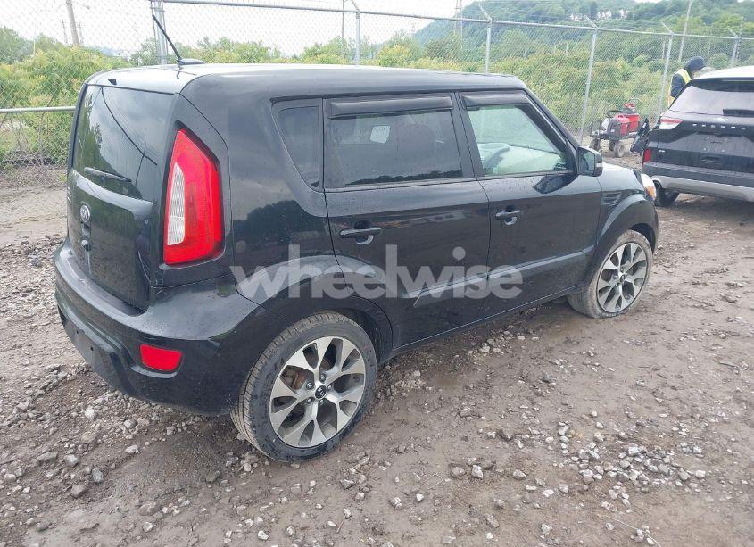 Photo 4 of 2013 Kia Soul ! (VIN KNDJT2A60D7524689)