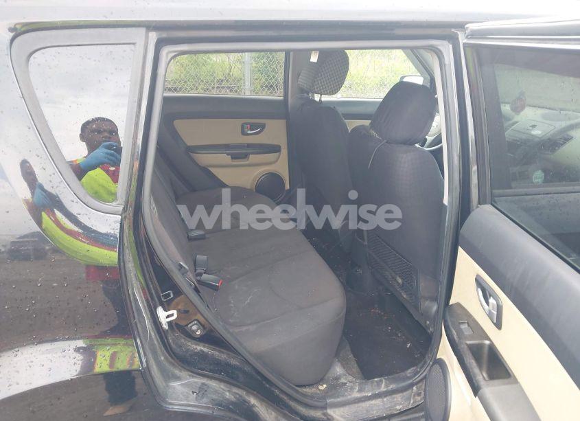 Photo 8 of 2013 Kia Soul ! (VIN KNDJT2A60D7524689)