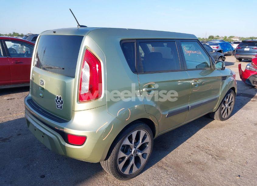 Photo 4 of 2013 Kia Soul ! (VIN KNDJT2A60D7599991)