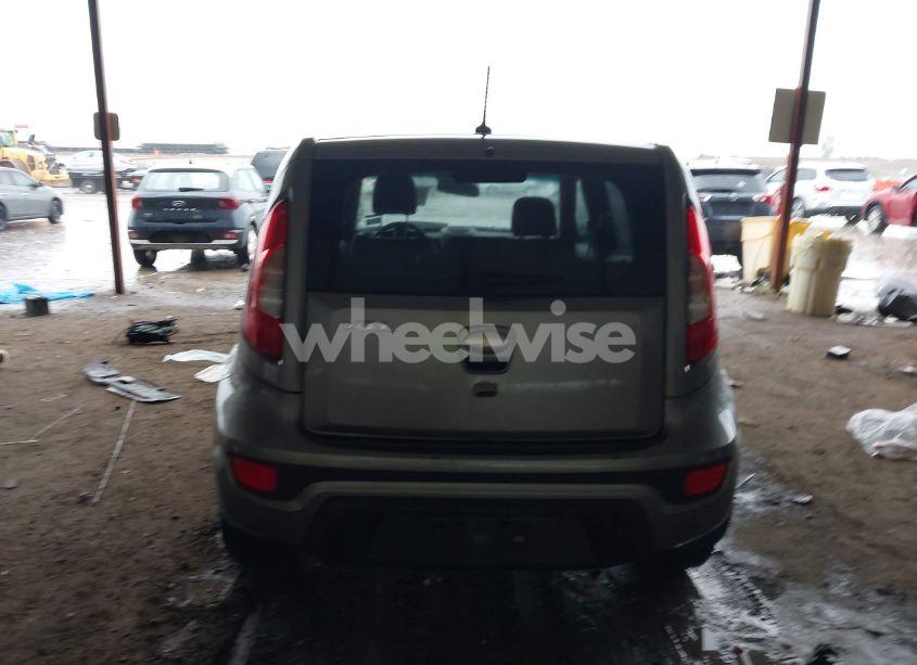 Photo 15 of 2013 Kia Soul + (VIN KNDJT2A60D7639373)