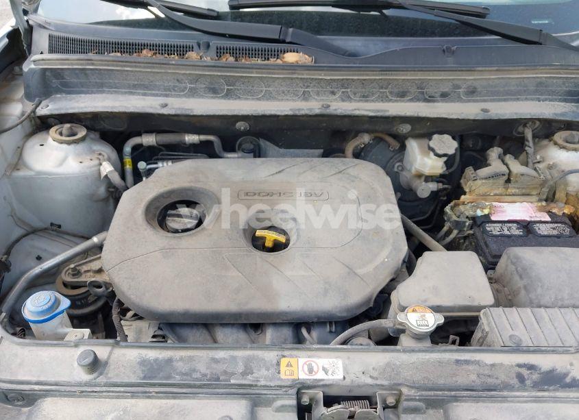 Photo 10 of 2012 Kia Soul + (VIN KNDJT2A61C7375398)