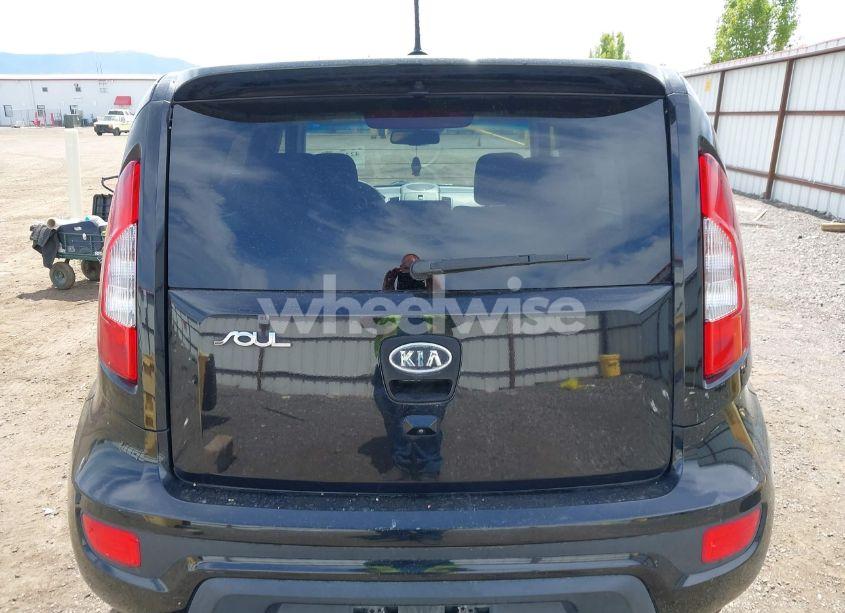 Photo 16 of 2012 Kia Soul + (VIN KNDJT2A61C7746740)