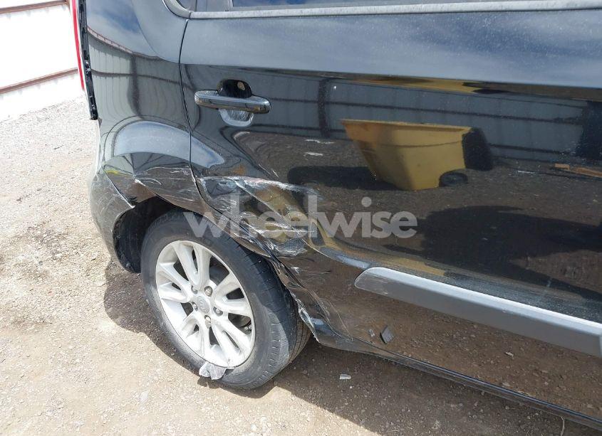 Photo 6 of 2012 Kia Soul + (VIN KNDJT2A61C7746740)