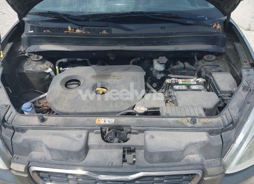 Photo 10 of 2013 Kia Soul + (VIN KNDJT2A61D7519517)
