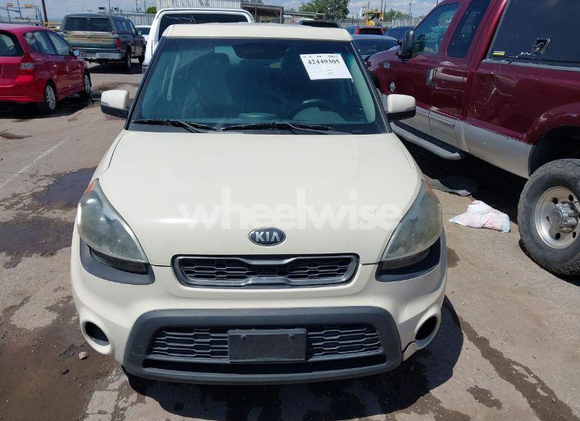 Photo 12 of 2013 Kia Soul + (VIN KNDJT2A61D7559550)