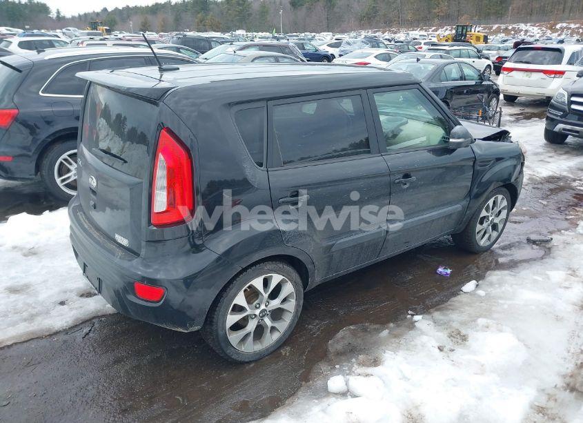 Photo 4 of 2013 Kia Soul ! (VIN KNDJT2A61D7628284)