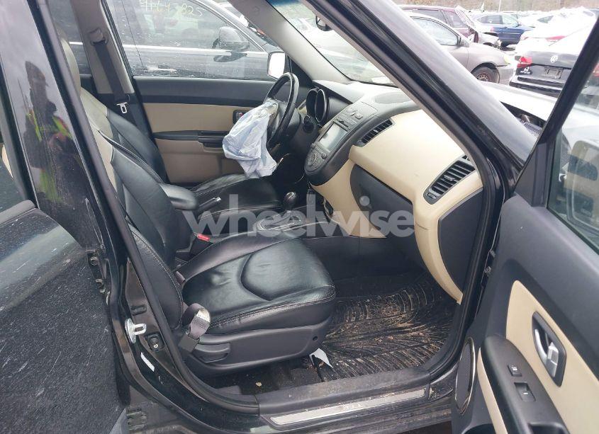 Photo 5 of 2013 Kia Soul ! (VIN KNDJT2A61D7628284)