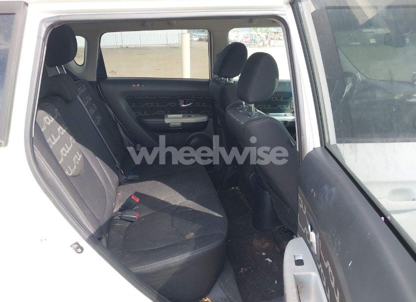 Photo 8 of 2012 Kia Soul + (VIN KNDJT2A62C7368475)