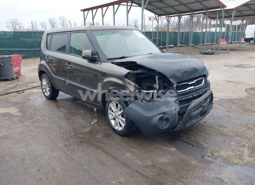 2012 Kia Soul + (VIN KNDJT2A62C7371893) main photo