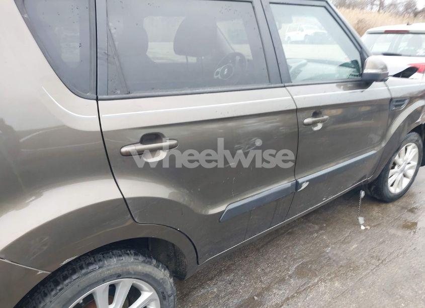 Photo 18 of 2012 Kia Soul + (VIN KNDJT2A62C7371893)