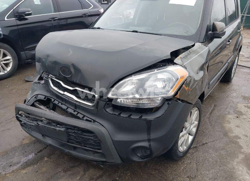 Photo 6 of 2012 Kia Soul + (VIN KNDJT2A62C7371893)
