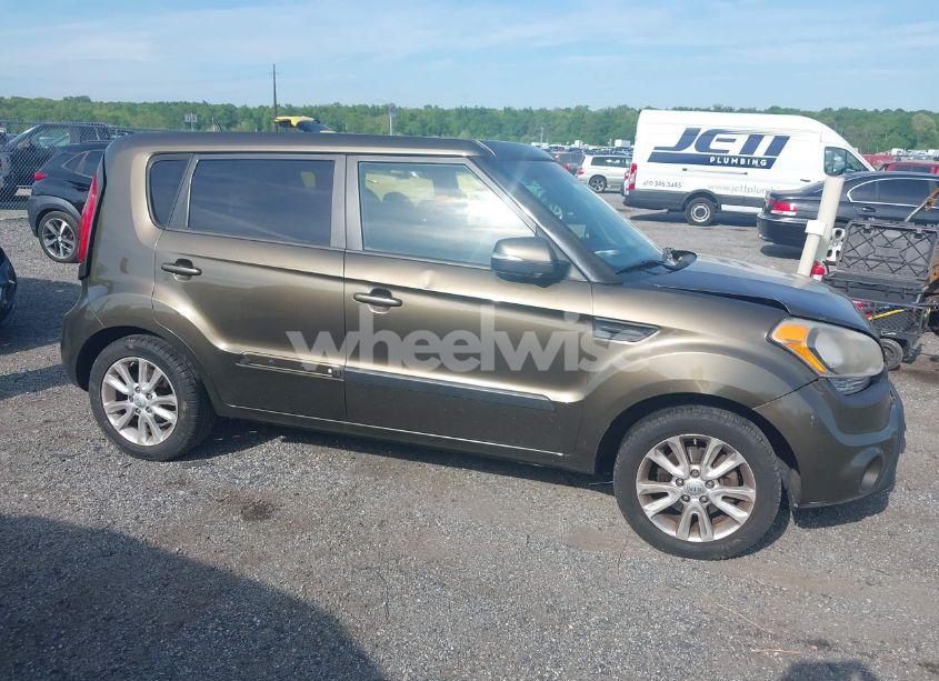 Photo 14 of 2012 Kia Soul + (VIN KNDJT2A62C7437312)