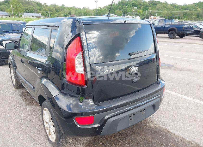 Photo 3 of 2012 Kia Soul + (VIN KNDJT2A63C7362958)