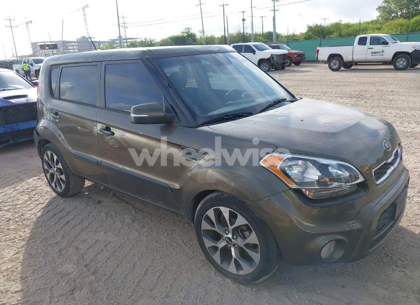 2012 Kia Soul ! (VIN KNDJT2A63C7370459) main photo