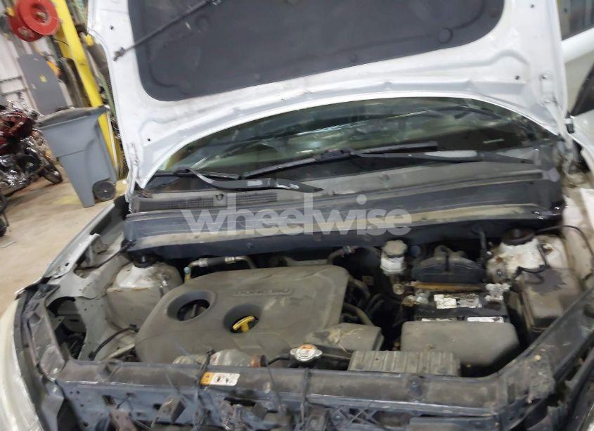 Photo 10 of 2012 Kia Soul + (VIN KNDJT2A63C7474823)