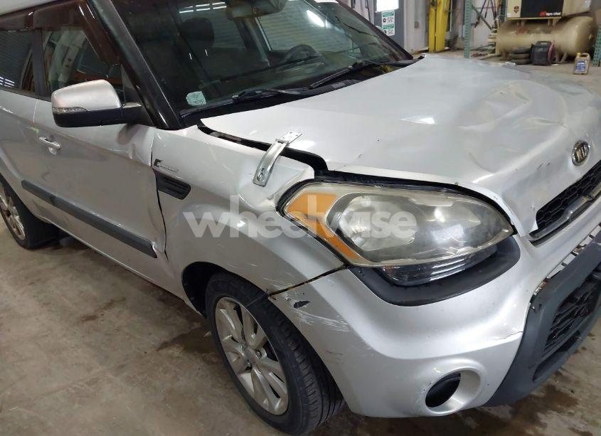 Photo 13 of 2012 Kia Soul + (VIN KNDJT2A63C7474823)