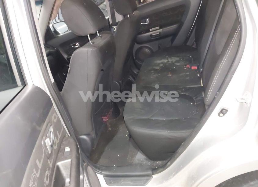 Photo 8 of 2012 Kia Soul + (VIN KNDJT2A63C7474823)