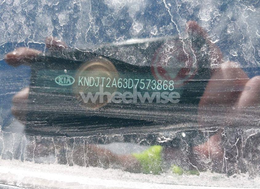 Photo 9 of 2013 Kia Soul + (VIN KNDJT2A63D7573868)