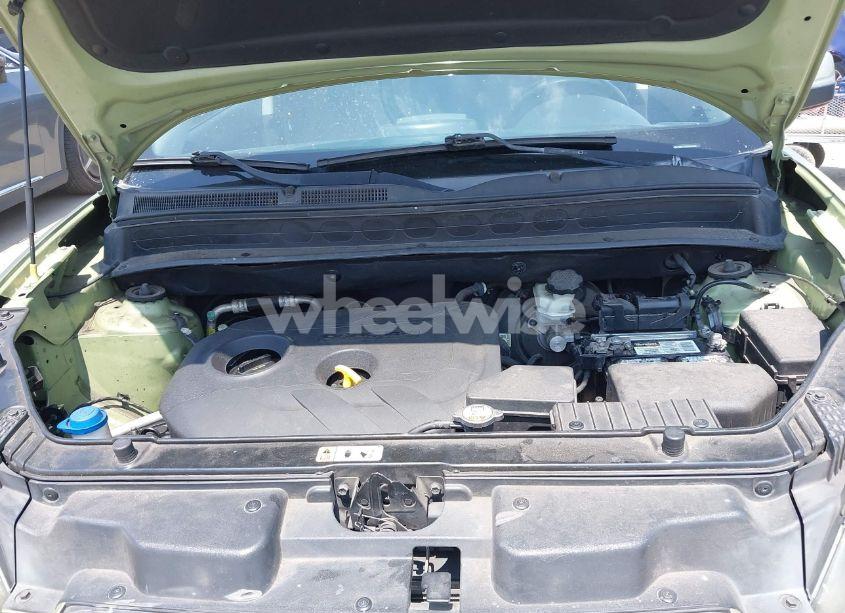 Photo 10 of 2013 Kia Soul + (VIN KNDJT2A63D7629954)