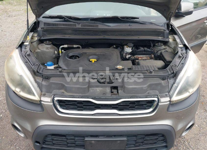 Photo 10 of 2012 Kia Soul + (VIN KNDJT2A64C7380269)